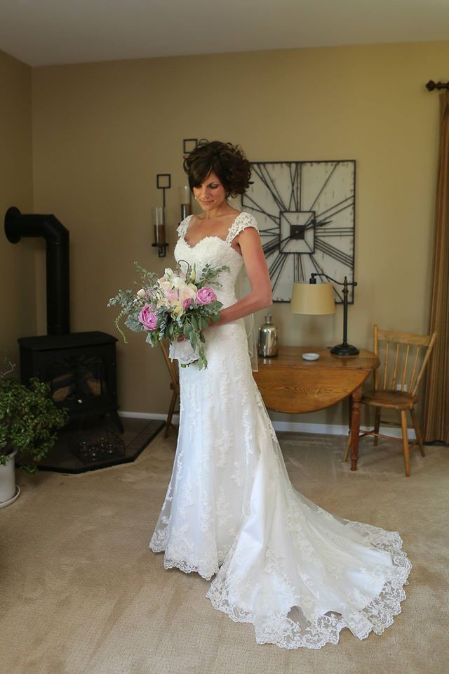 Maggie Sottero Emma Preowned Wedding Dress Save 79% - Stillwhite