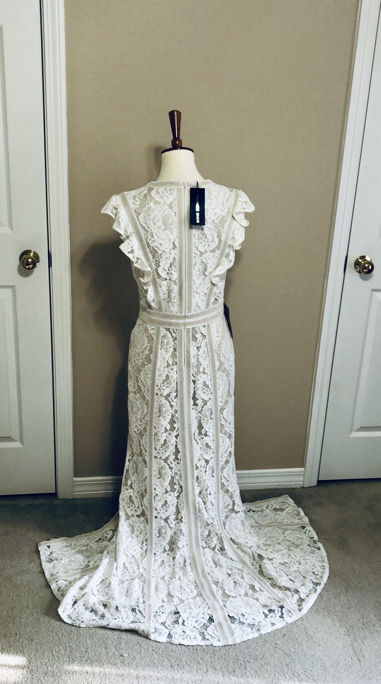 Tadashi shoji hotsell placid gown