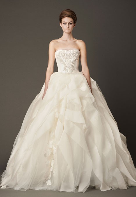 Vera Wang Used Wedding Dress Save 50% - Stillwhite