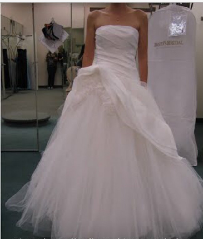 vera wang gown sale