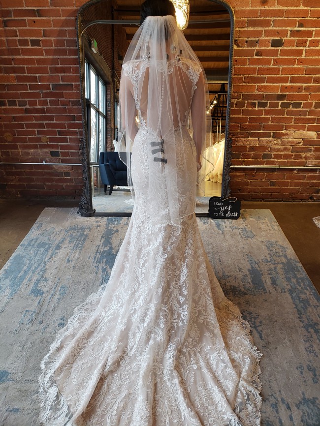 Pronovias Loren New Wedding Dress Save 38% - Stillwhite