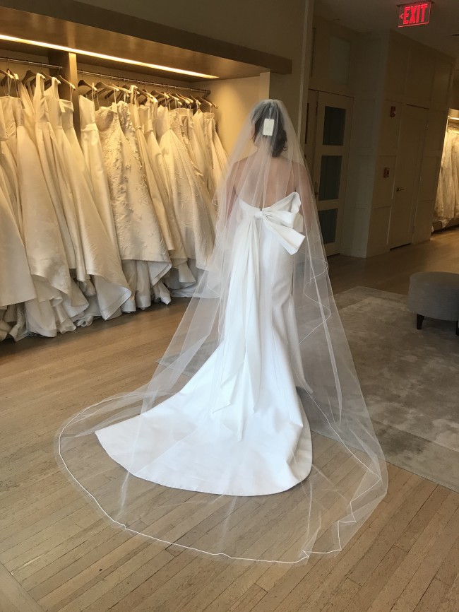 carolina herrera hunter gown