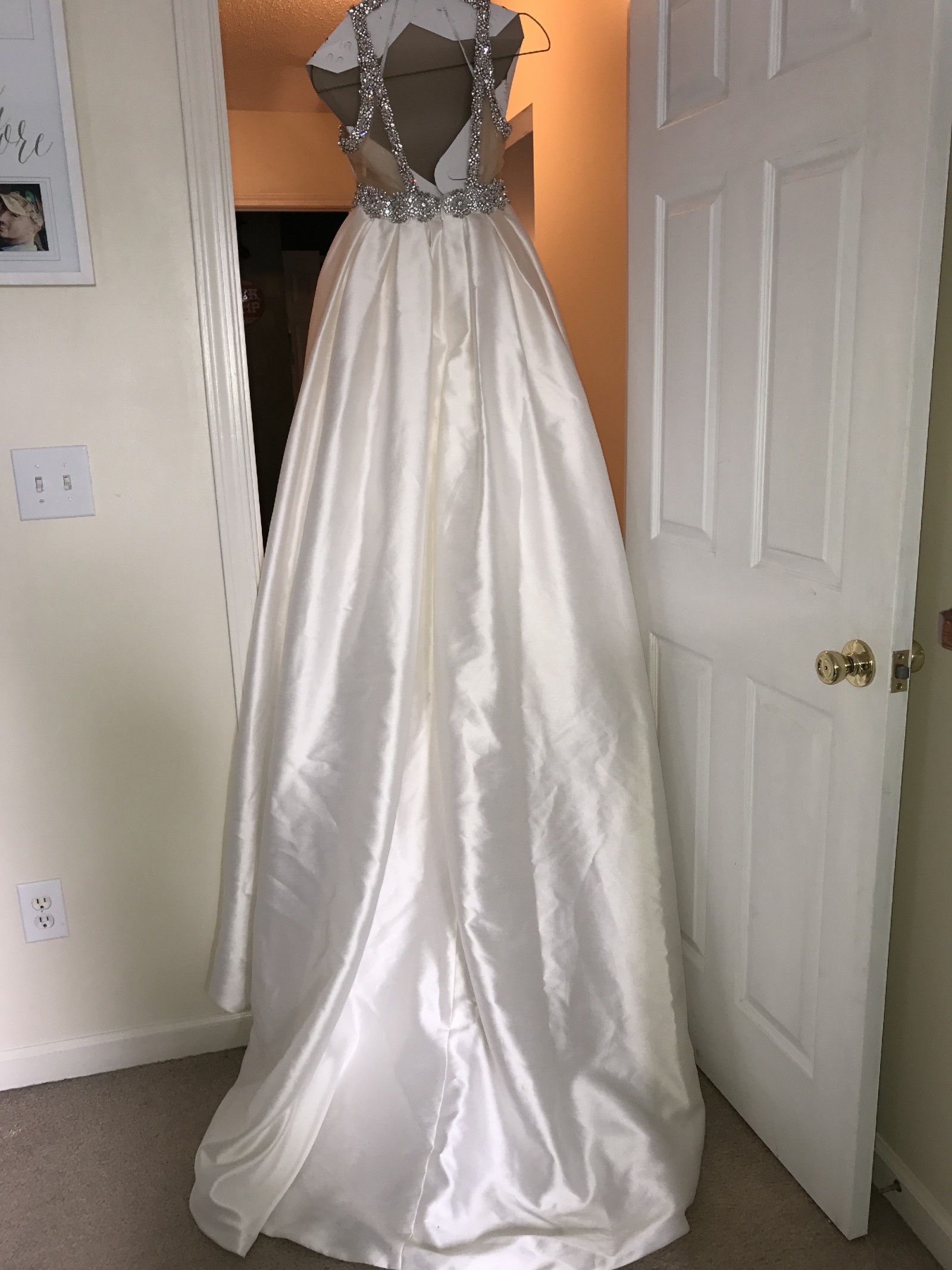 Calla Blanche 16127 Used Wedding Dress - Stillwhite