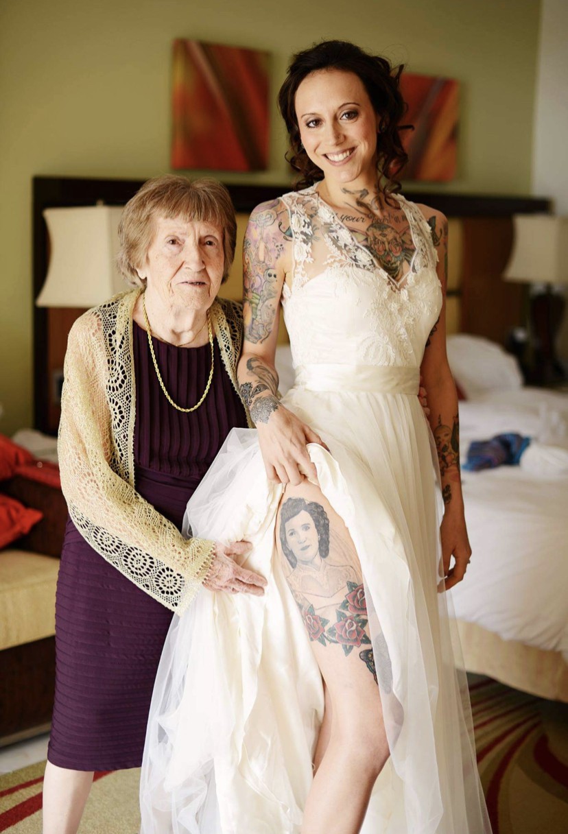 Catherine Deane Onyx Gown Oyster Wedding Dress Save 74% - Stillwhite
