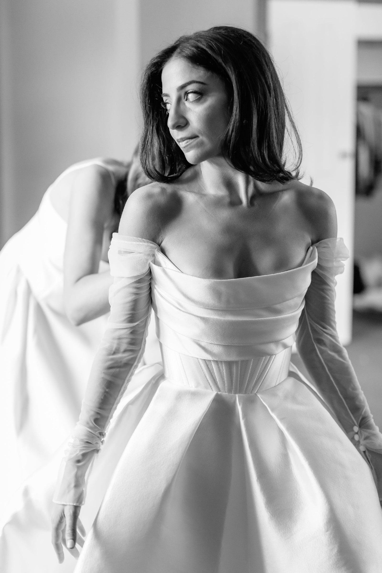 Alex Perry Isobel Gown Wedding Dress Save 38% - Stillwhite