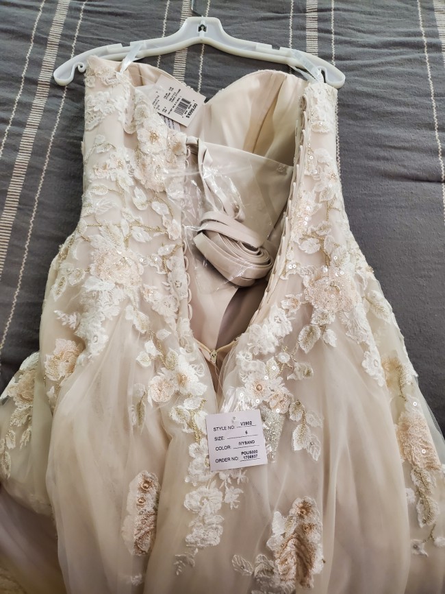 david's bridal v3902