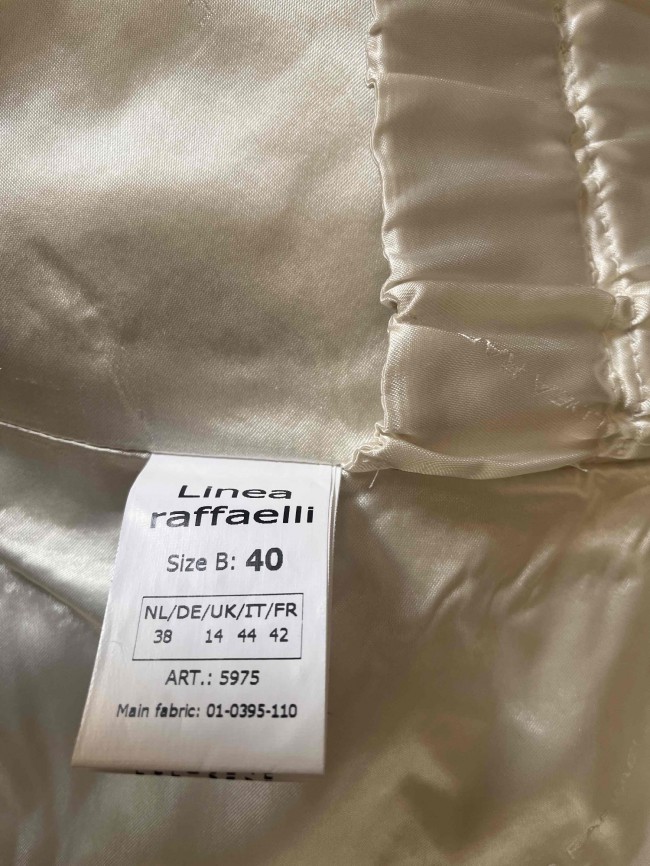 Linea Raffaelli New Wedding Dress Save 31% - Stillwhite