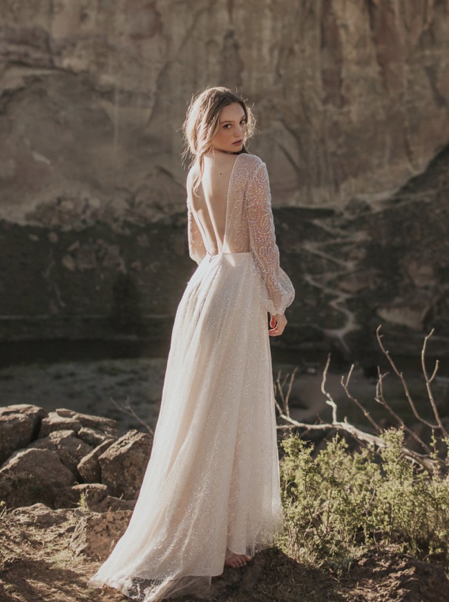 Elizabeth Dye Xanadu Sample Wedding Dress Save 77% - Stillwhite