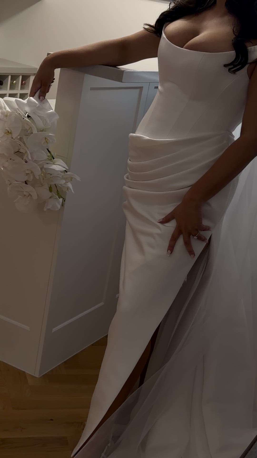 KYHA, Winton Dress with split