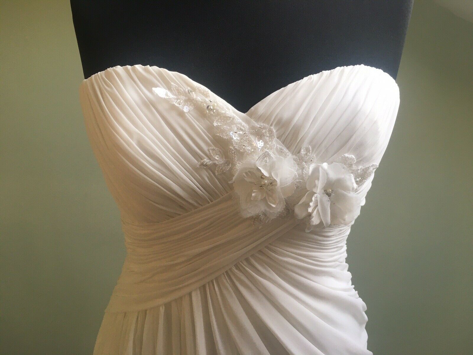 Sample Wedding Gowns on Stillwhite