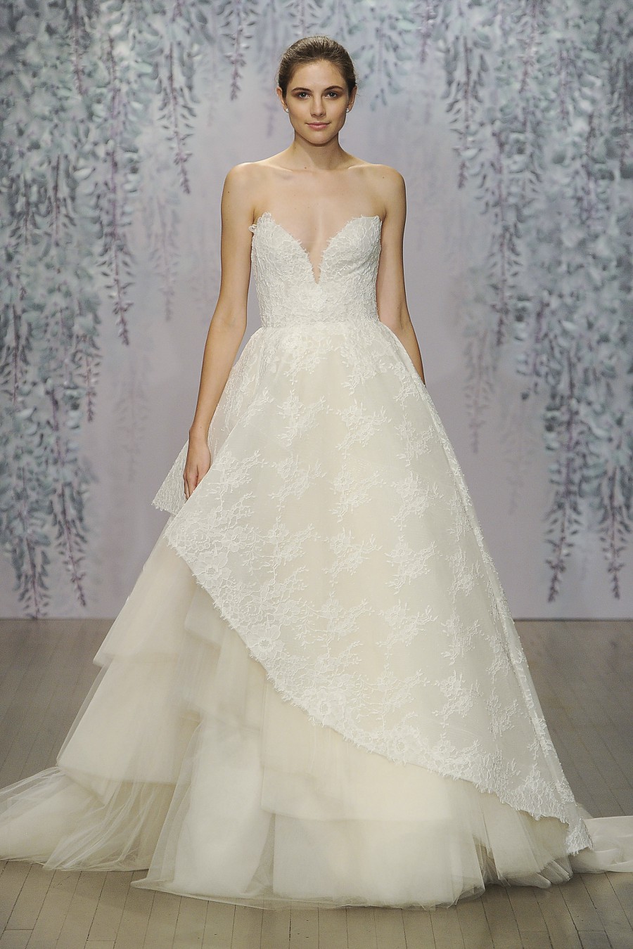 Monique Lhuillier Monique Lhuillier