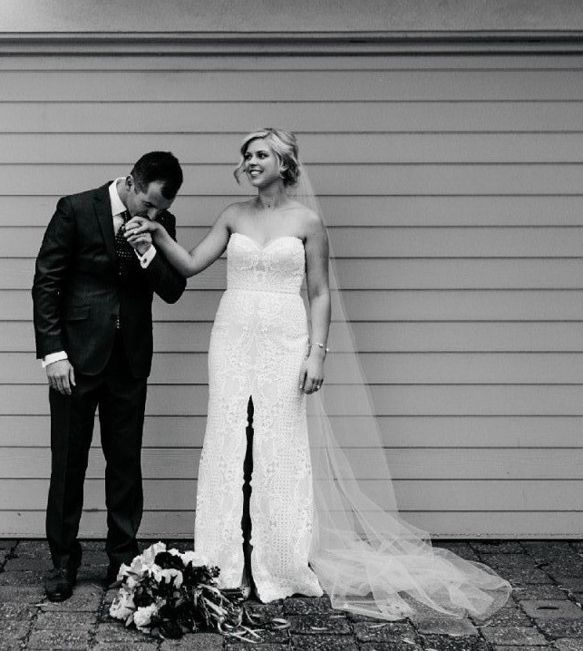 Jane Hill Indie Preloved Wedding Dress On Sale 55 Off Stillwhite