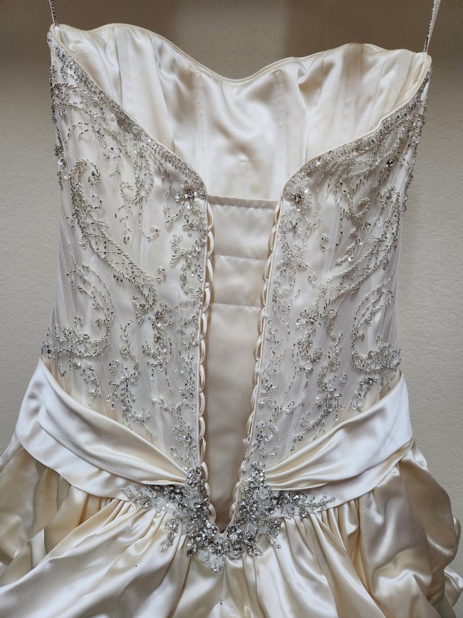Maggie Sottero Wedding Dress - Stillwhite
