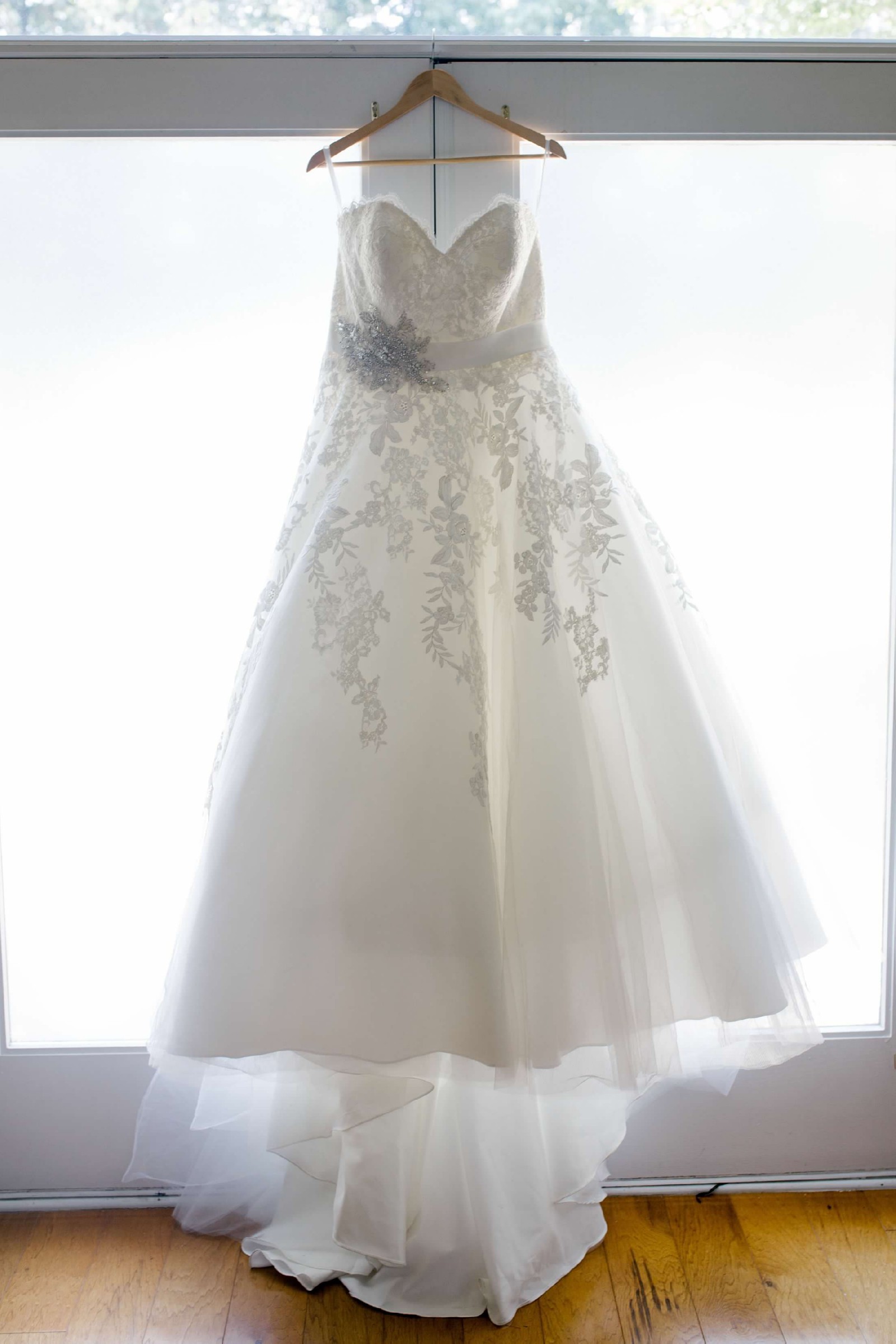 Allure Bridals W320 Wedding Dress Save 71% - Stillwhite