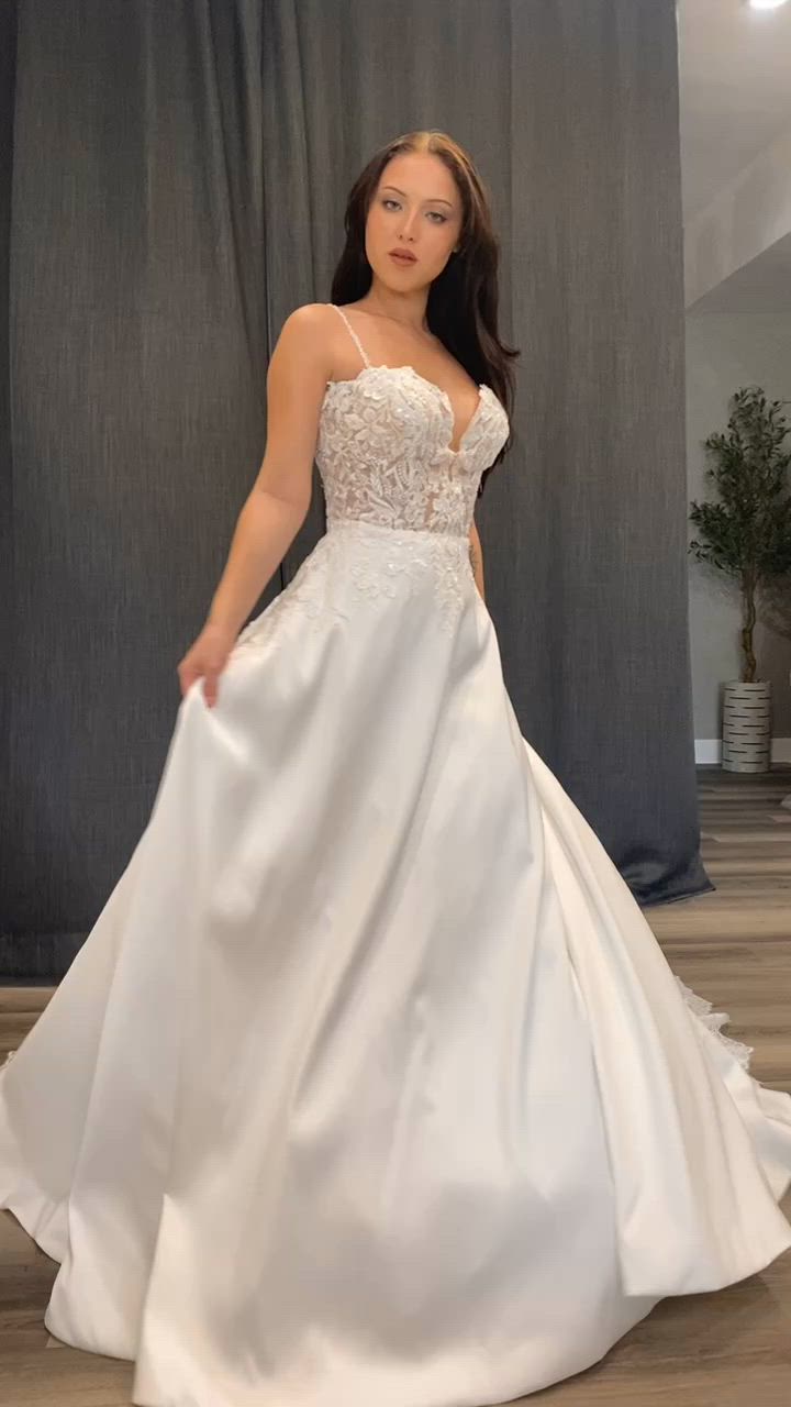 Pronovias, Misti