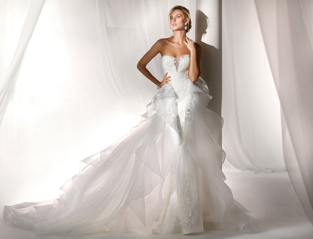 Nicole Spose NIAB19064 Overskirt Only Sample Wedding Dress