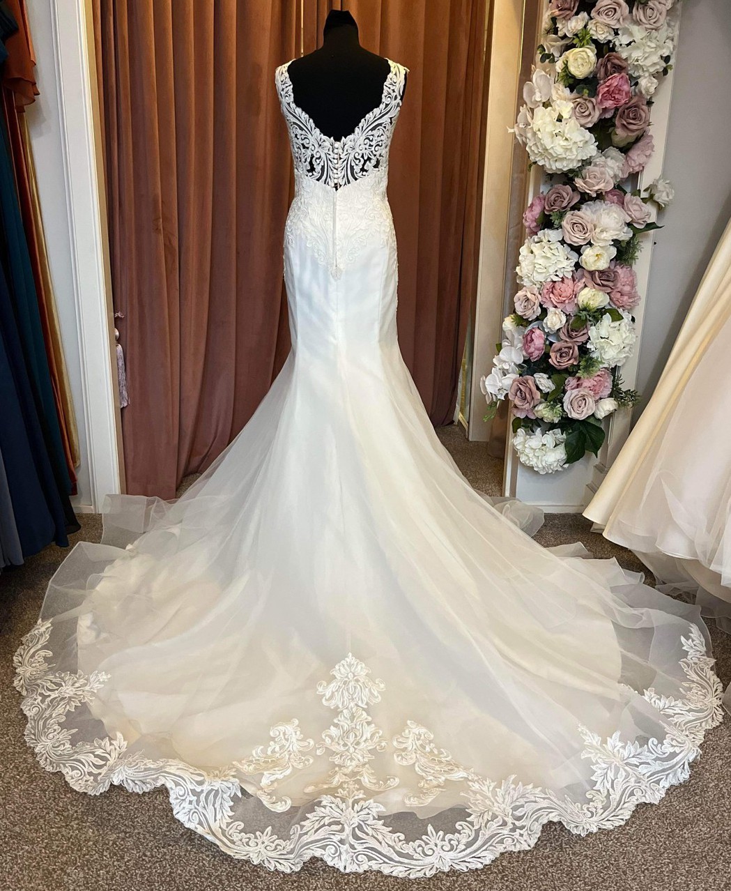 Stella York 6398 Lace Fishtail Wedding Dress Save 75% - Stillwhite
