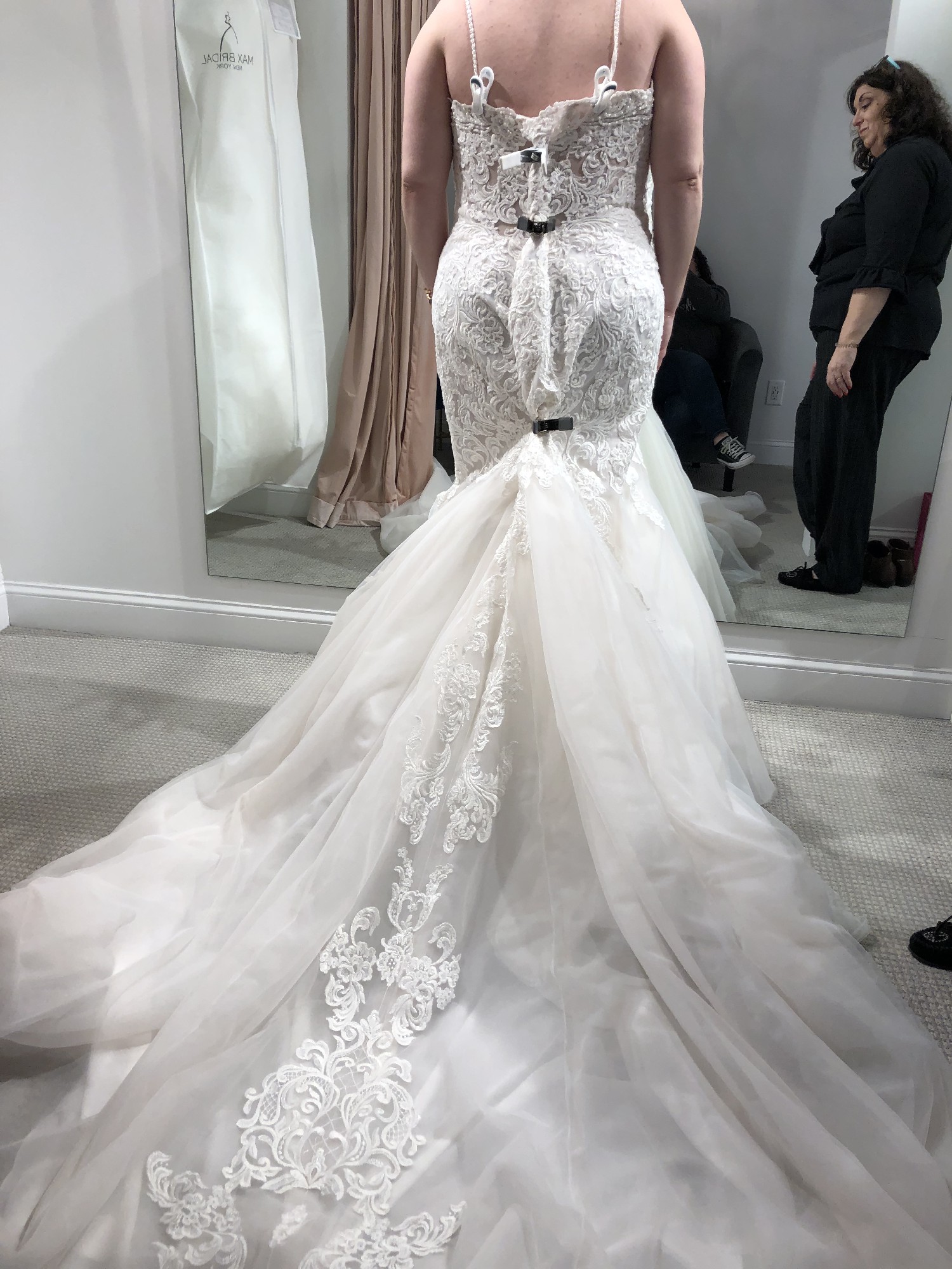 alistaire maggie sottero