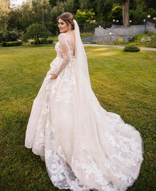 Milla Nova New Wedding Dress - Stillwhite