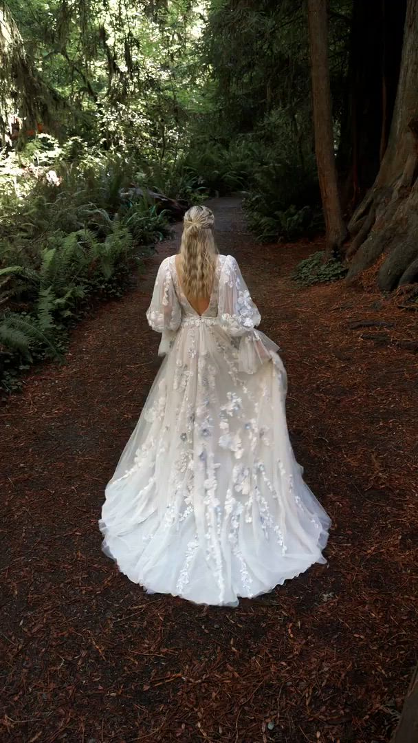 All Who Wander, Saylor
