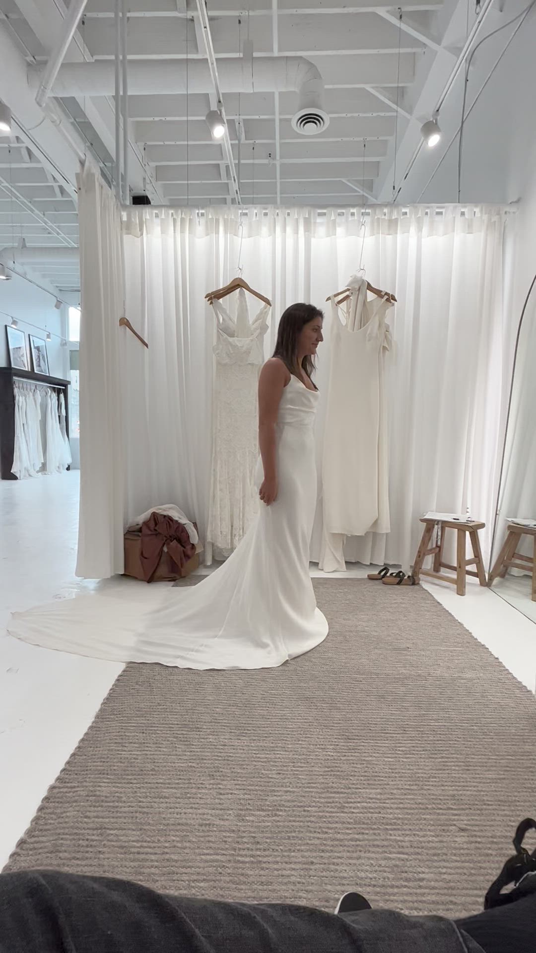 Grace Loves Lace, Honey Silk