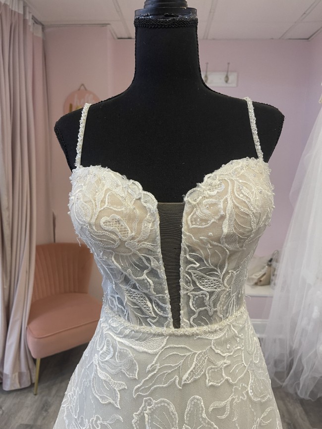 Pronovias, Butina Sample Wedding Dress Save 59% - Stillwhite