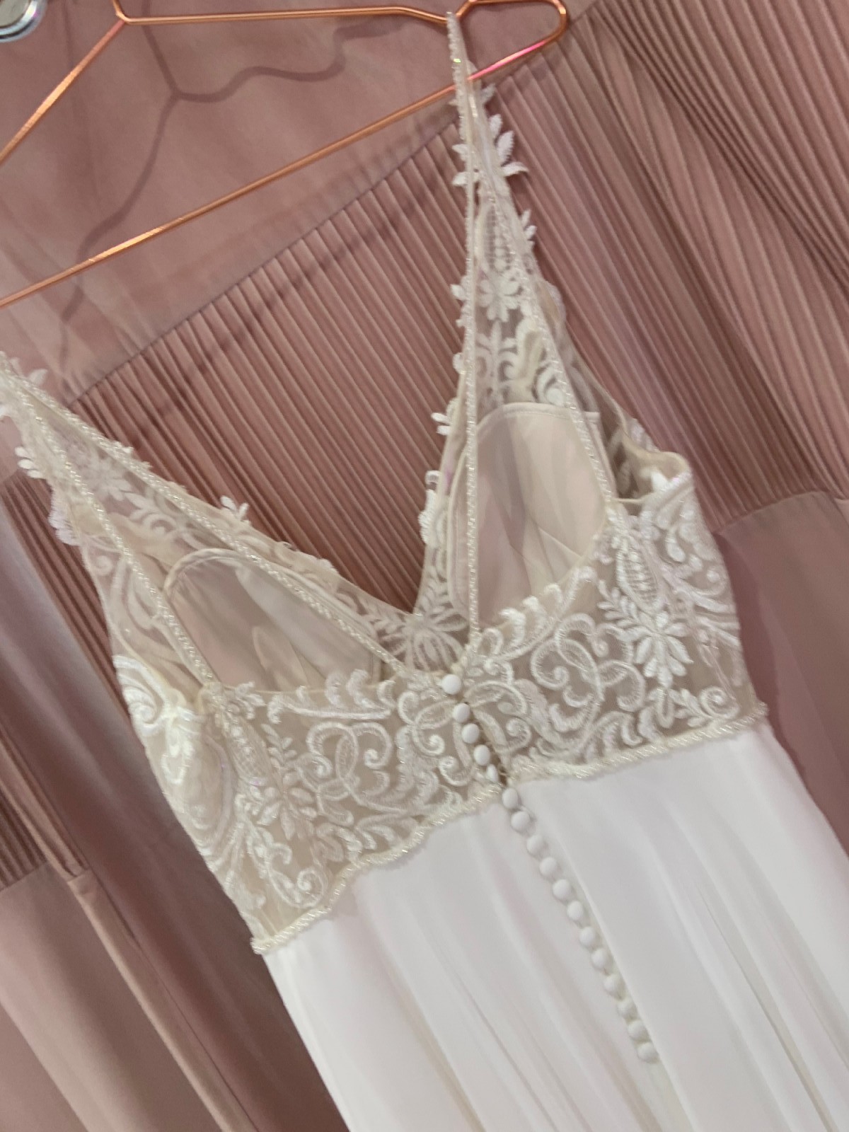 Pronovias Viola Sample Wedding Dress Save 82% - Stillwhite