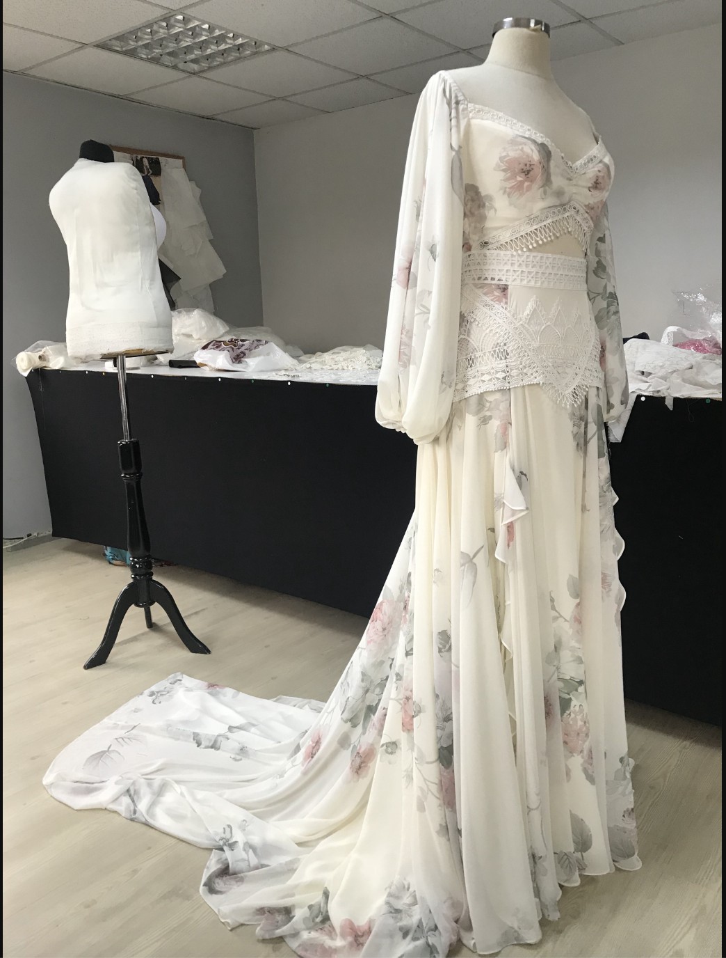 New - Nahla Save Seine Wedding Dress Stillwhite 78% Rue De