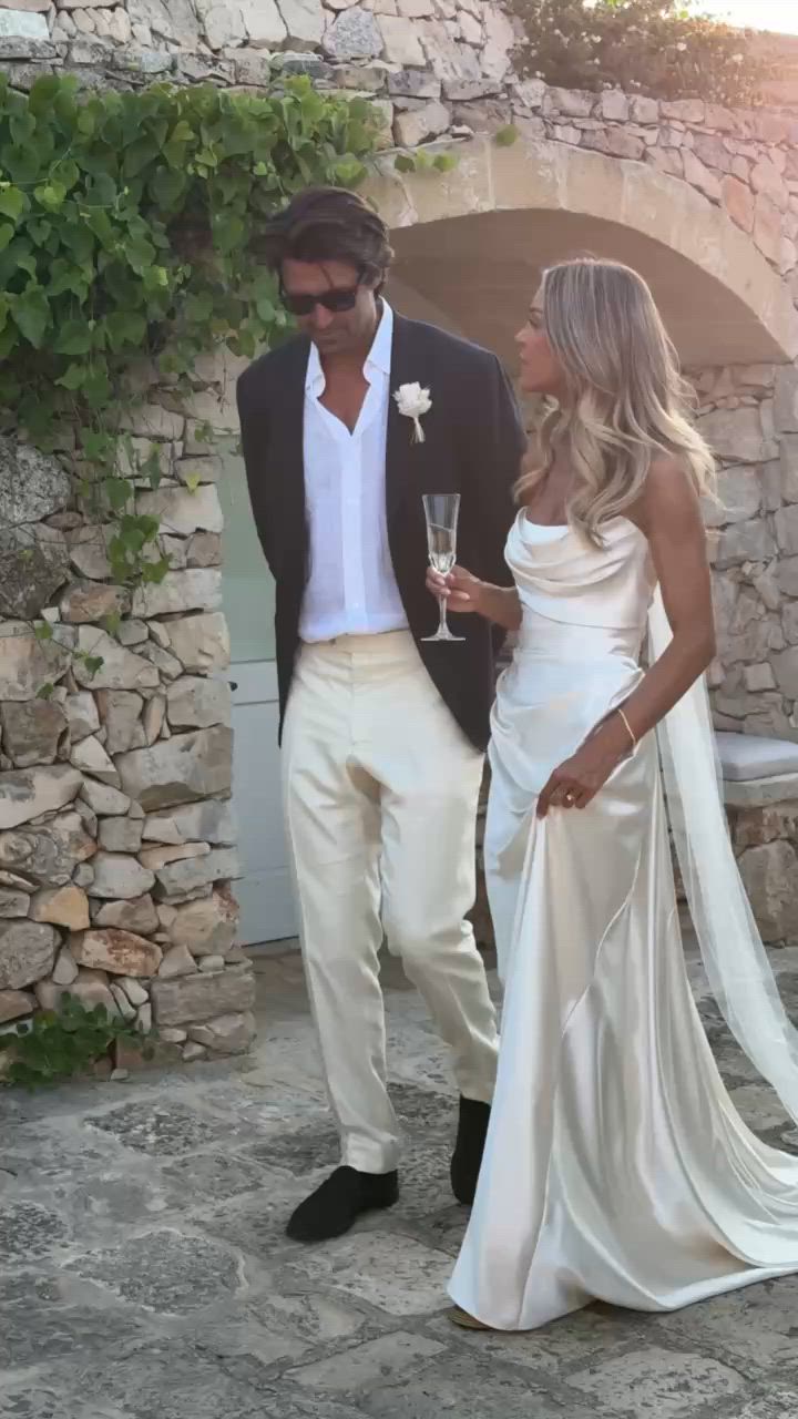 Divine Atelier, Myra in Champagne