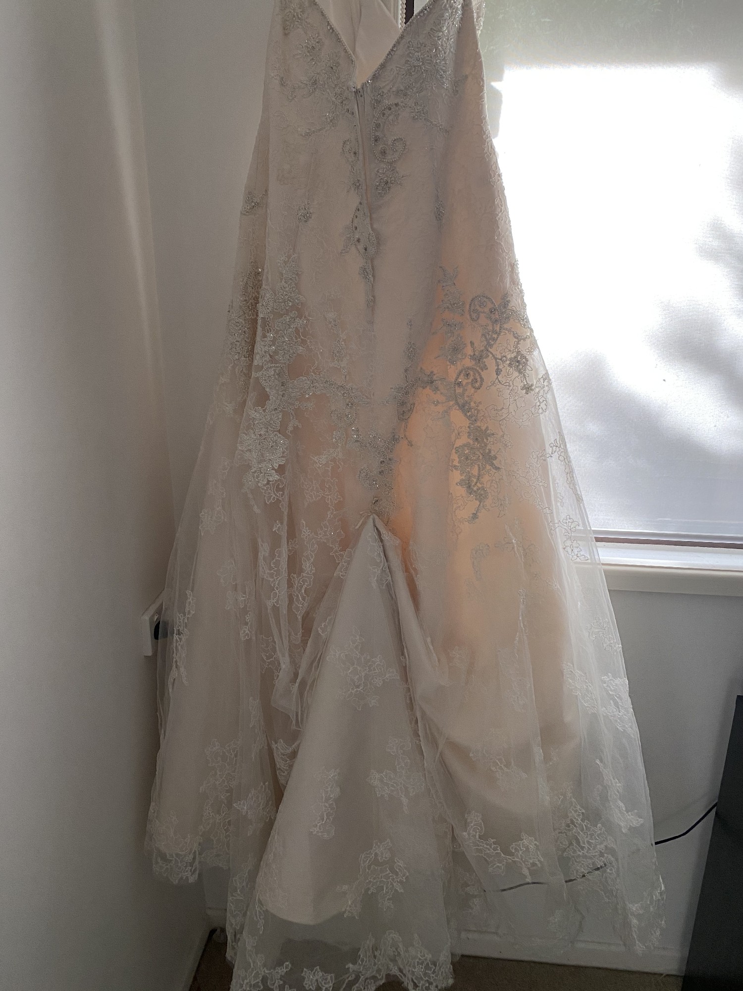 Casablanca Bridal 1827 Used Wedding Dress Save 88% - Stillwhite