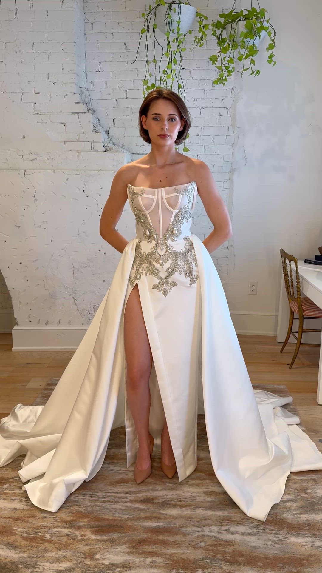 Kim Kassas Couture, Alexandra