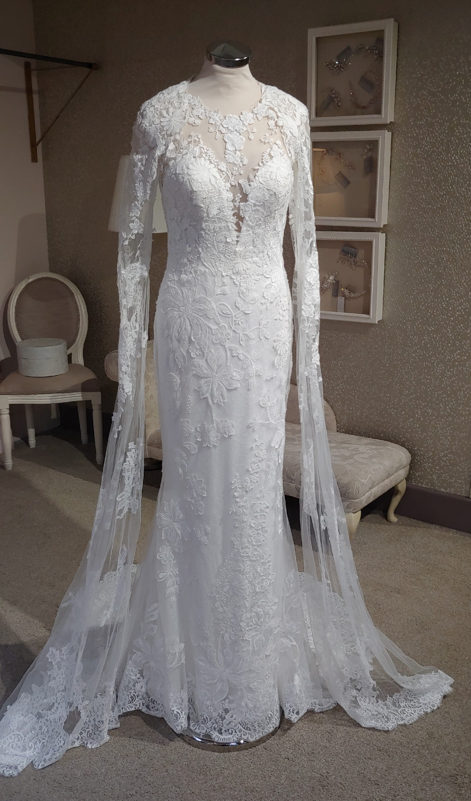 Pronovias mahon 2025