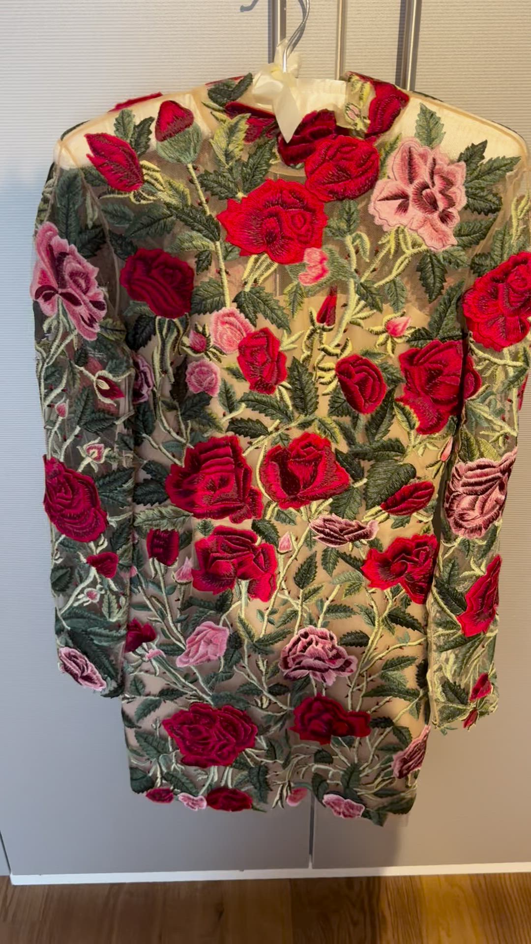 Oscar de la Renta, NEW, never worn