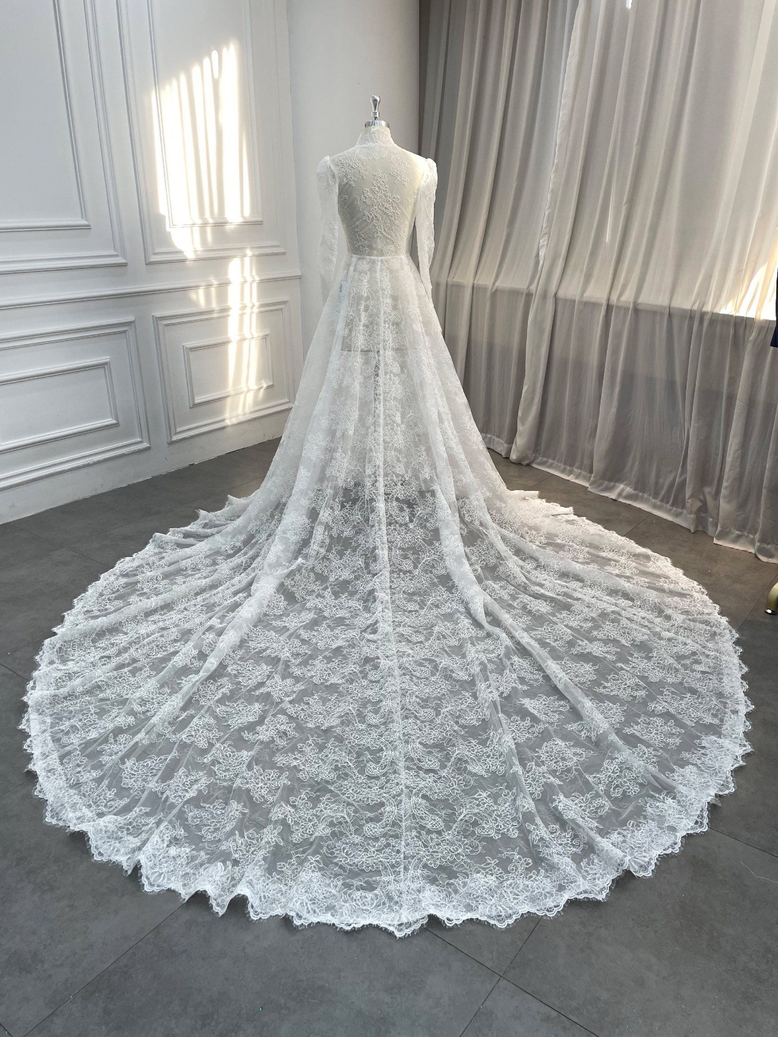 Lihi Hod, Melody Lace Topper