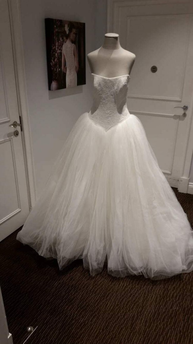 VERA White Long Wedding Dress With Draped Back
