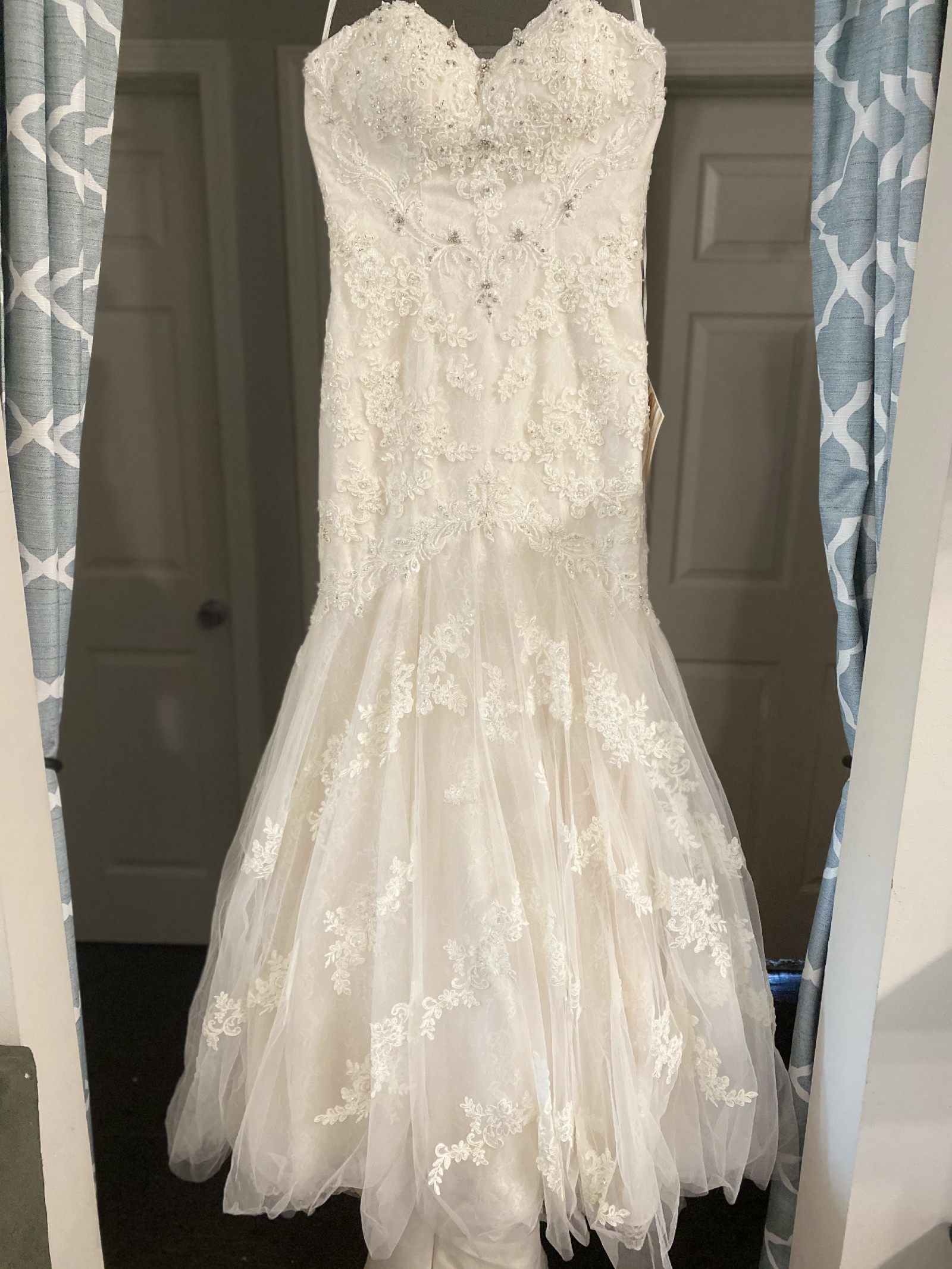 Stella York 6051DM New Wedding Dress Save 50% - Stillwhite