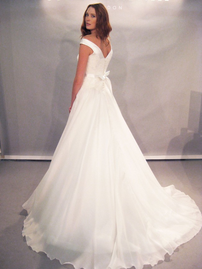 suzanne neville sample sale 2021