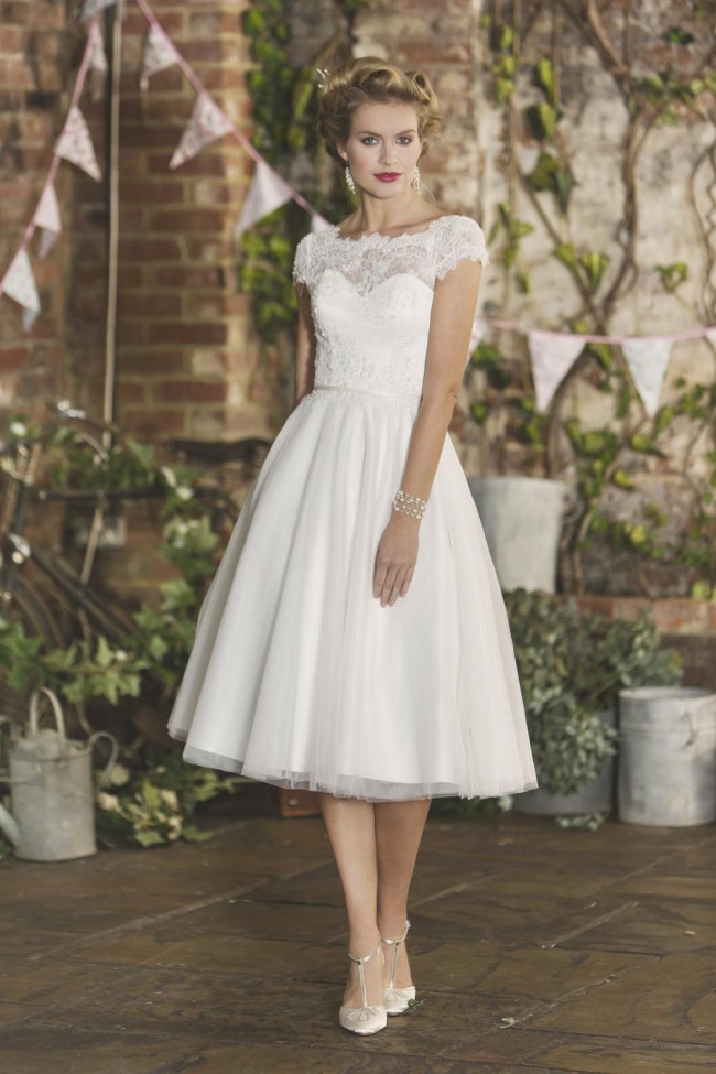 Brighton Belle Skylar Sample Wedding Dress Save 58% - Stillwhite
