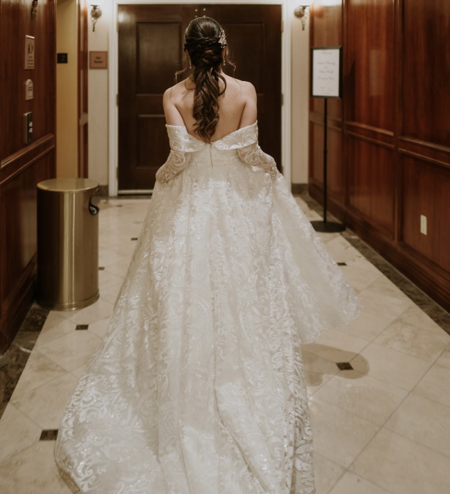 Hayley Paige Lauren gown New Wedding Dress Save 33% - Stillwhite