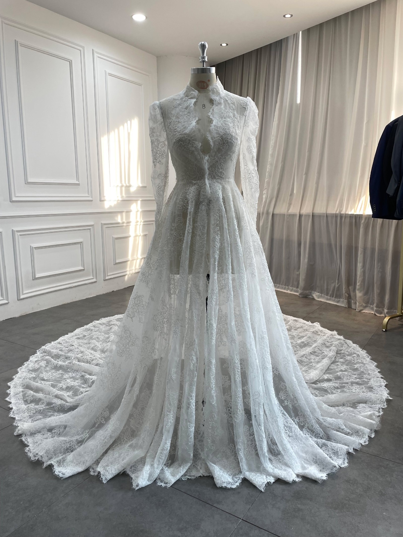 Lihi Hod, Melody Lace Topper