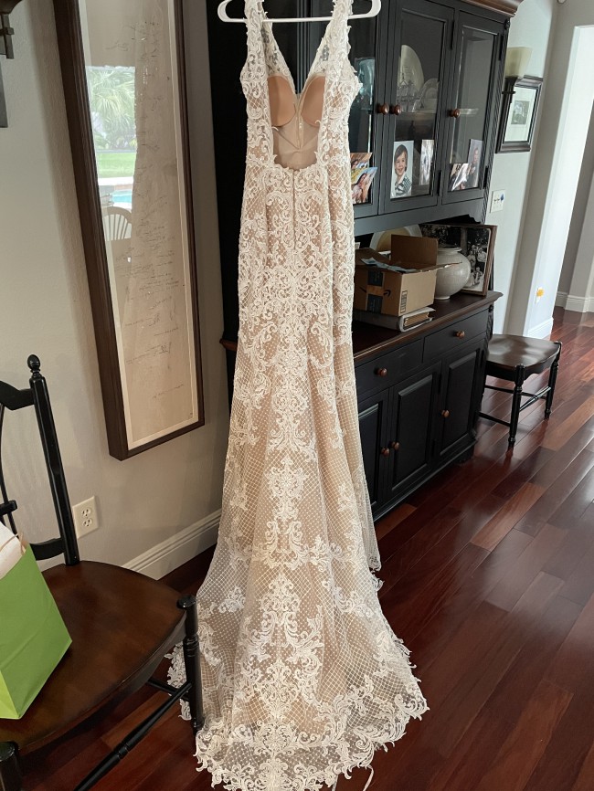 maggie sottero hailey
