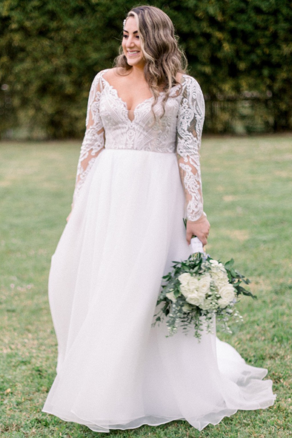 Hayley Paige Mulan Wedding Dress Save 59% - Stillwhite
