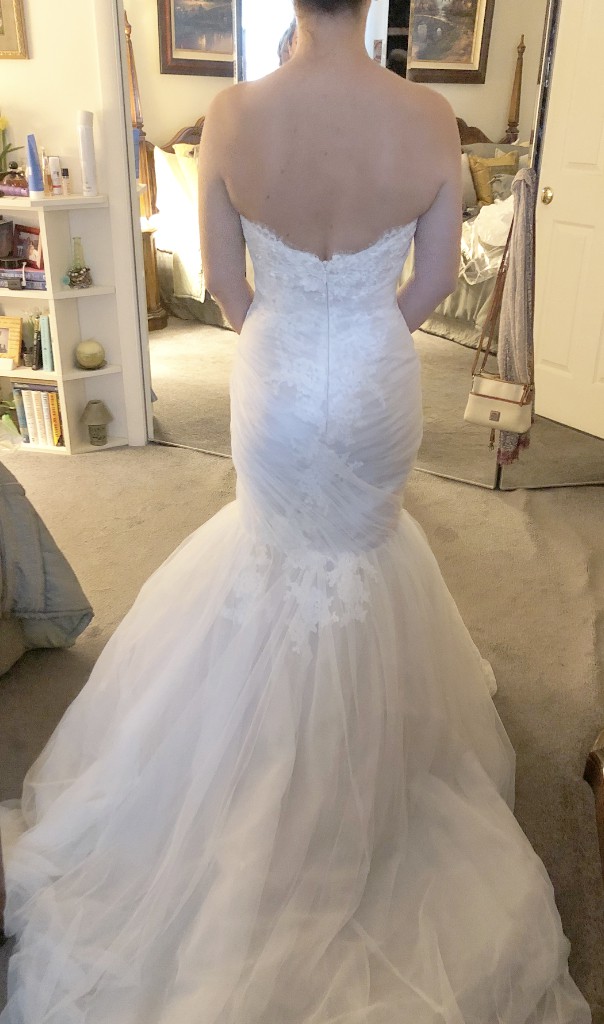 monique lhuillier bliss 1516