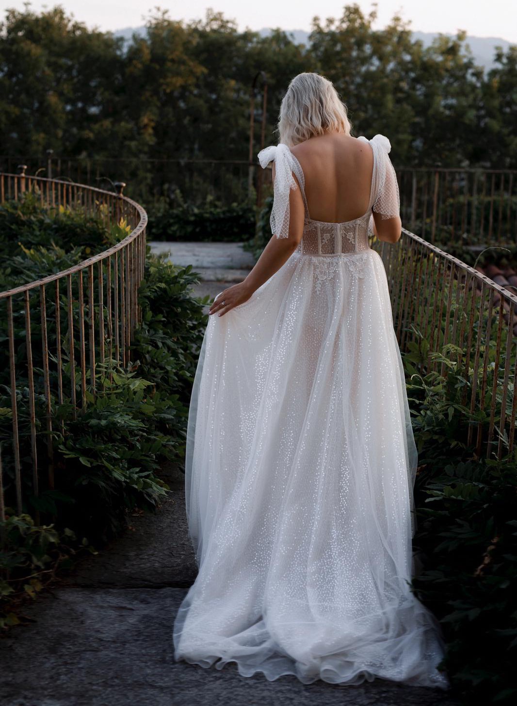 Muse By Berta Donna Preowned Wedding Dress Save 34% - Stillwhite