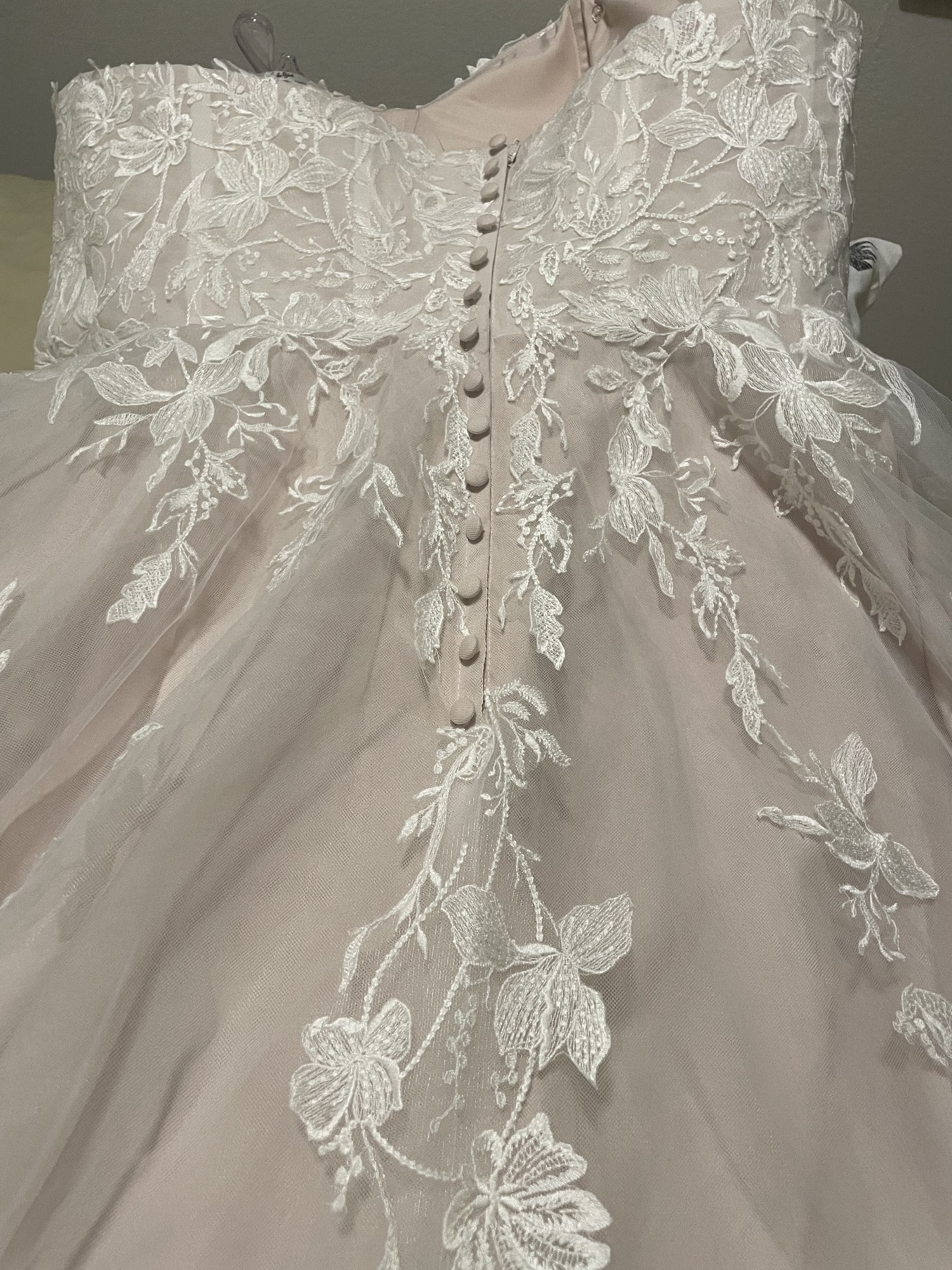 Stella York 7521 New Wedding Dress Save 23% - Stillwhite