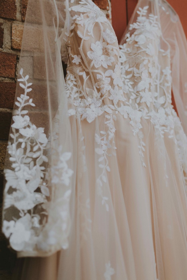 Watters Preowned Wedding Dress - Stillwhite
