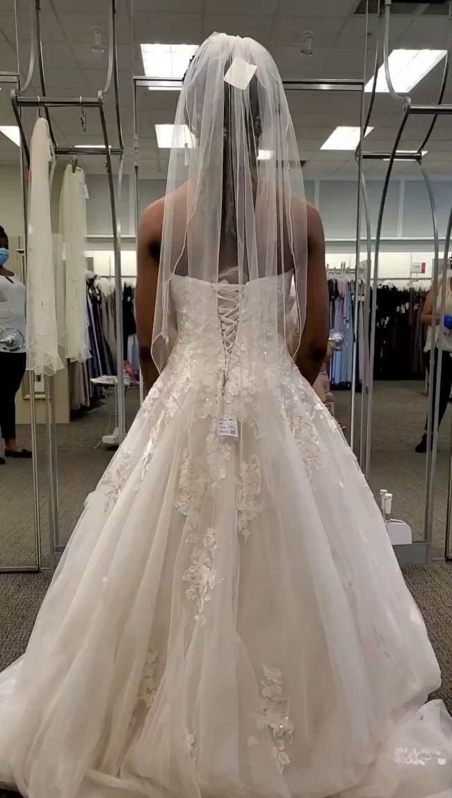 david's bridal v3902