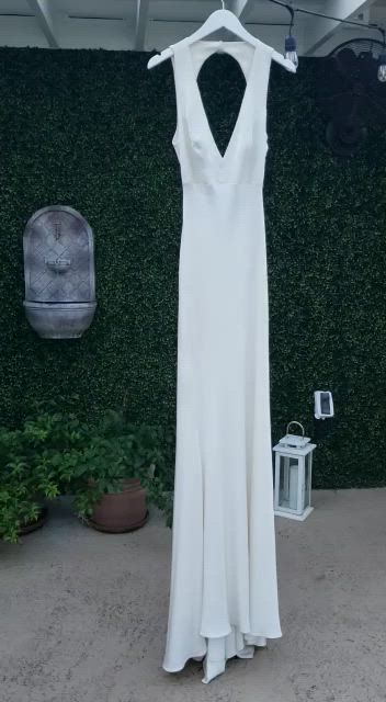 Monique Lhuillier, Bliss BL16138