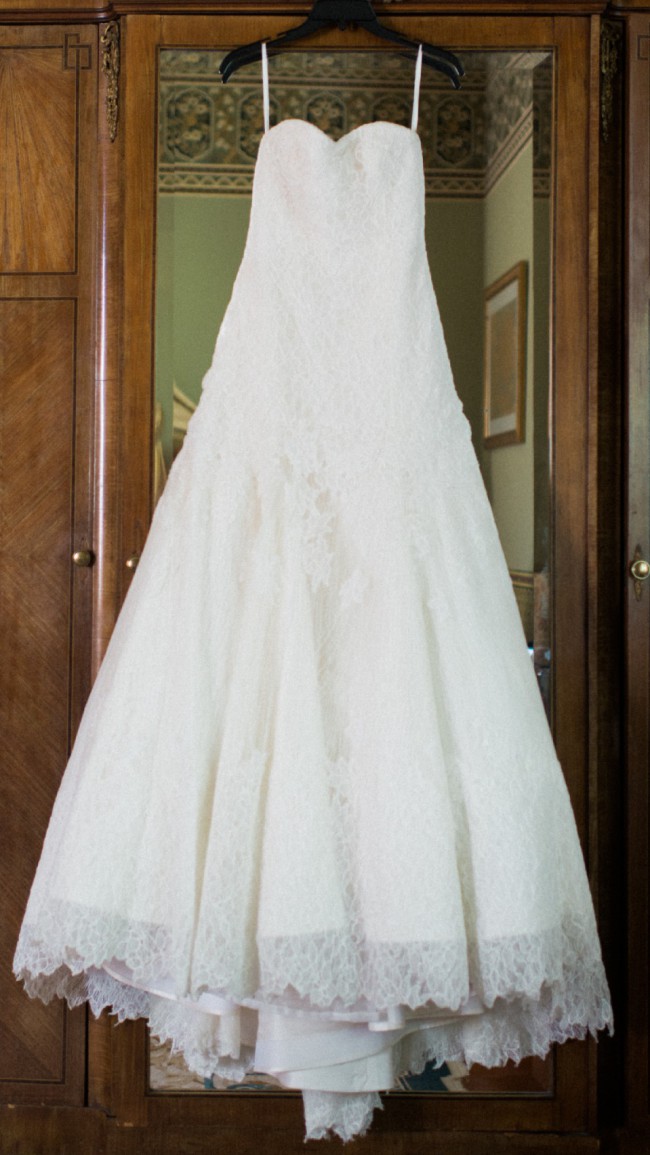 Vera Wang Lisette Second Hand Wedding Dress on Sale 82