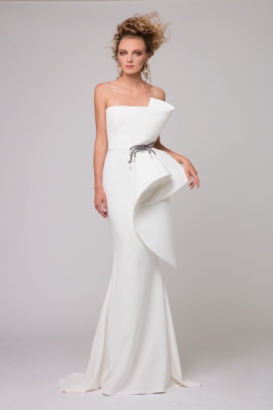 Cutting Edgy Futuristic Wedding Dress Styles – Stillwhite Blog